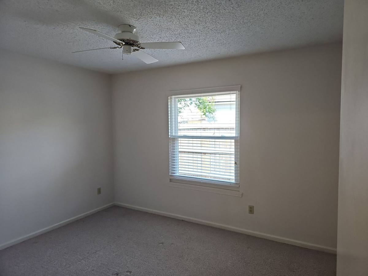 House for rent at 12639 Enchanted Hollow Dr, Jacksonville, FL 32225