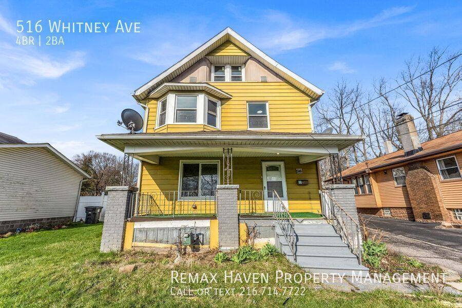 House for rent at 516 Whitney Ave, Akron, OH 44306