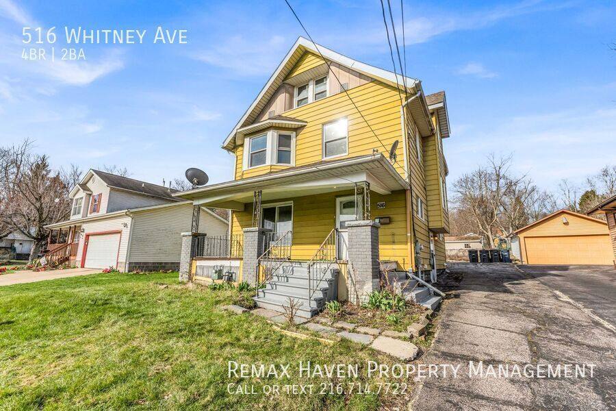 House for rent at 516 Whitney Ave, Akron, OH 44306