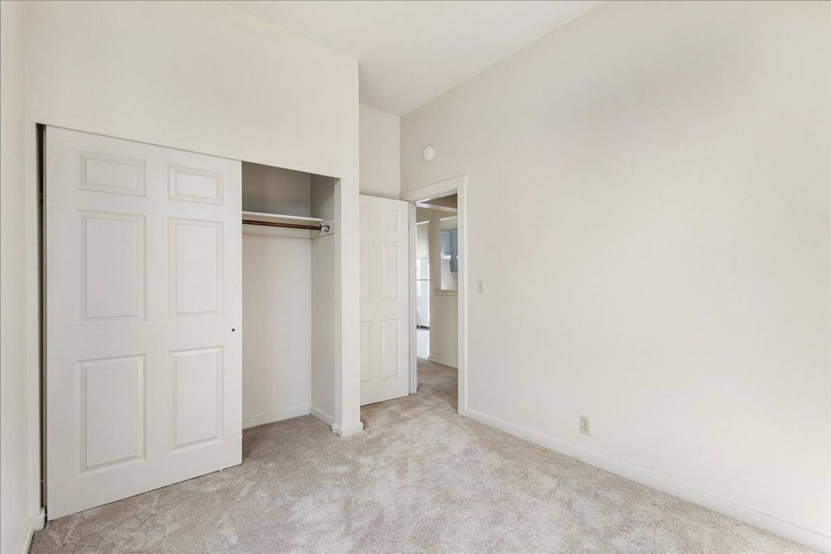 Apartment for rent at 1816 - 1818 1820 3rd St, Alameda, CA 94501