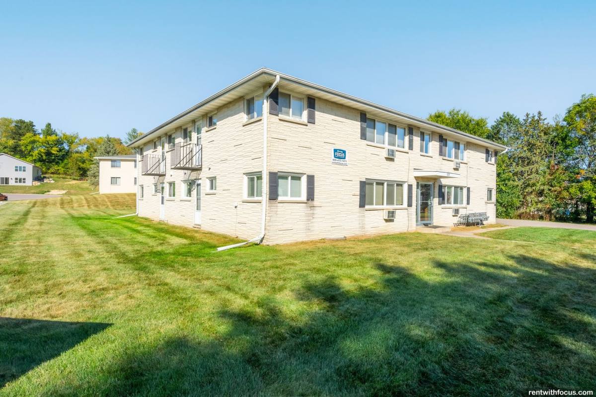 Apartment for rent at 1411 Martiny Court, Baraboo, WI 53913