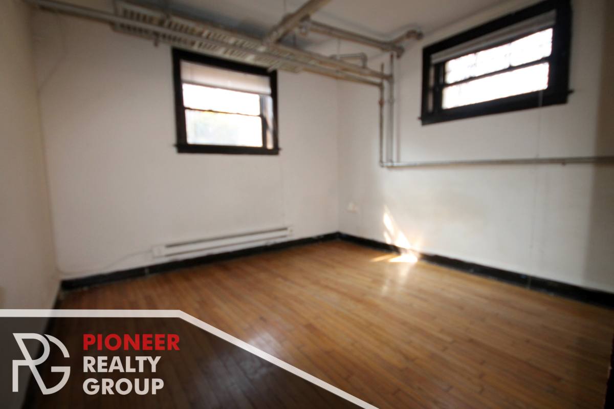 Apartment for rent at 1313 Oak #C2, Evanston, IL 60201