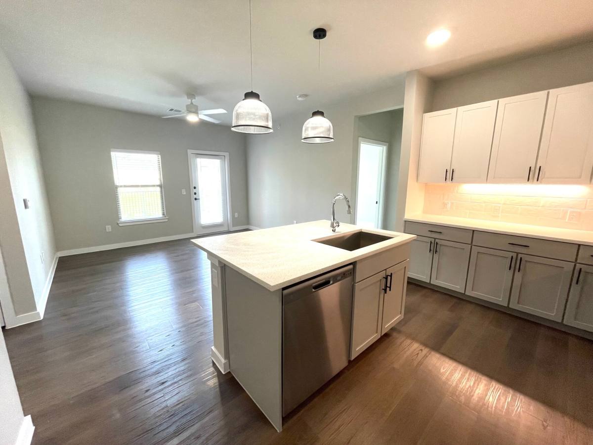 Apartment for rent at 6901 County Rd, Round Rock, TX 78665