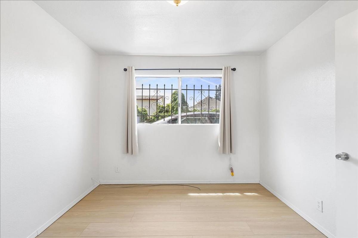 Apartment for rent at 1843 & 1847 E, Oakland, CA 94606