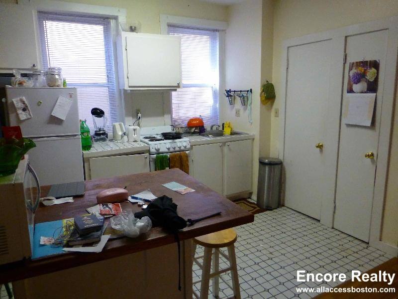Apartment for rent at 15 Garden St #2, Boston, MA 02114