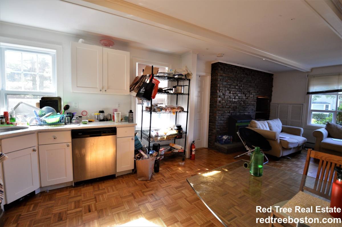Apartment for rent at 74 Manet Rd #1, Chestnut Hill, MA 02467