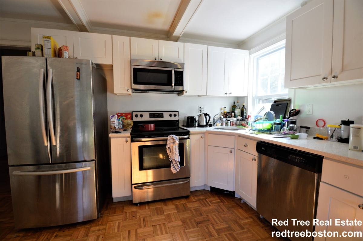 Apartment for rent at 74 Manet Rd #1, Chestnut Hill, MA 02467