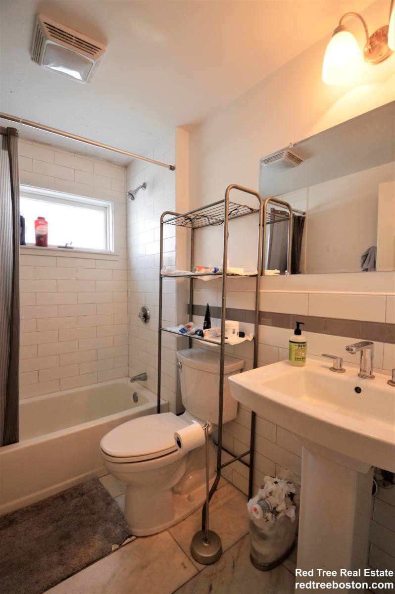 Apartment for rent at 74 Manet Rd #1, Chestnut Hill, MA 02467
