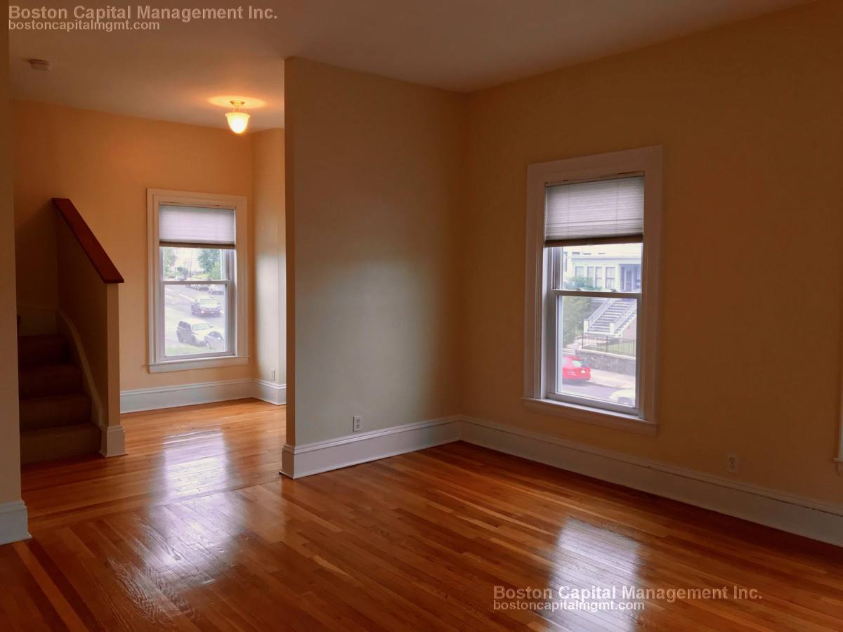 Apartment for rent at 674 Main St #2, Malden, MA 02148