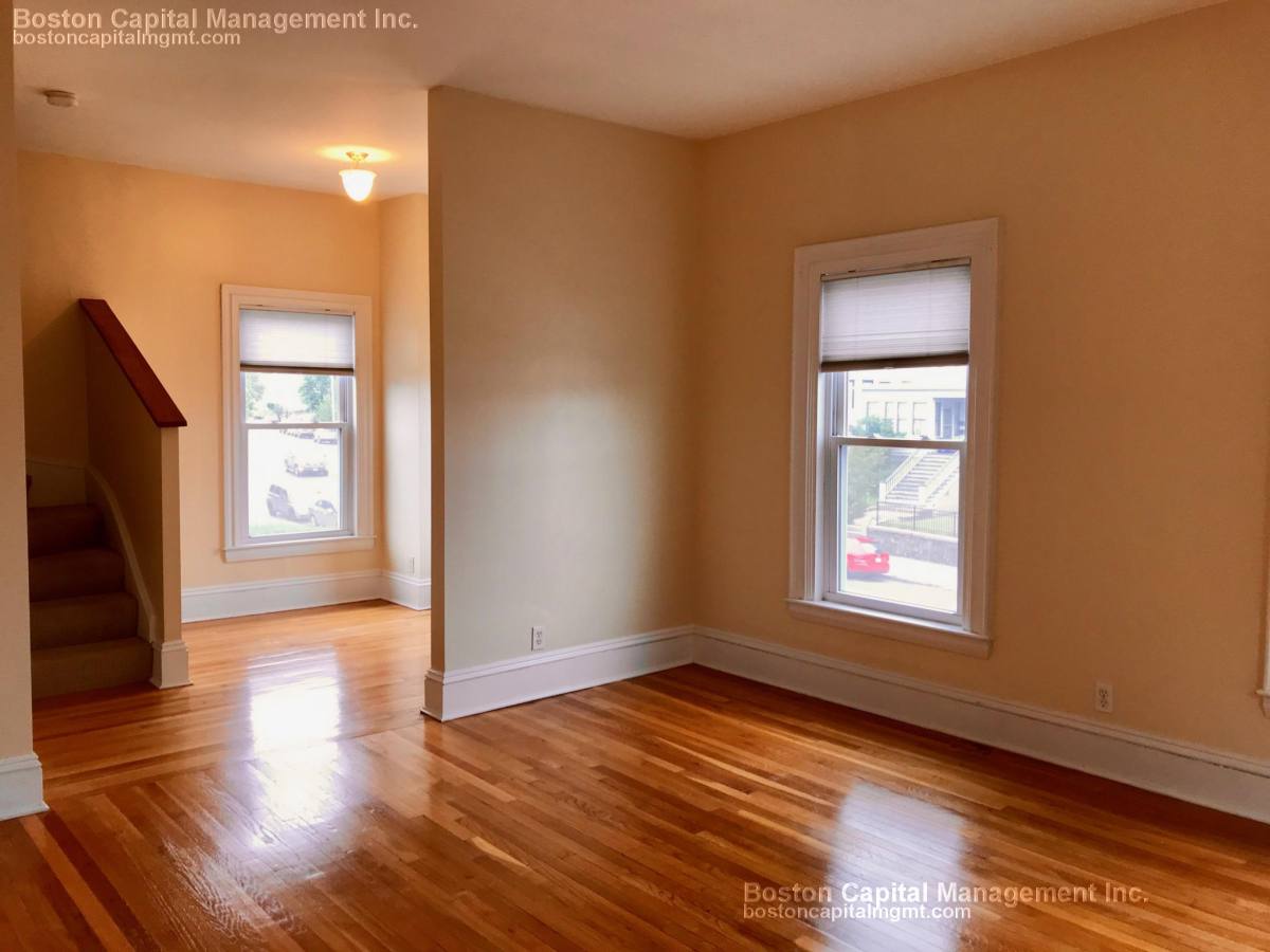 Apartment for rent at 674 Main St #2, Malden, MA 02148