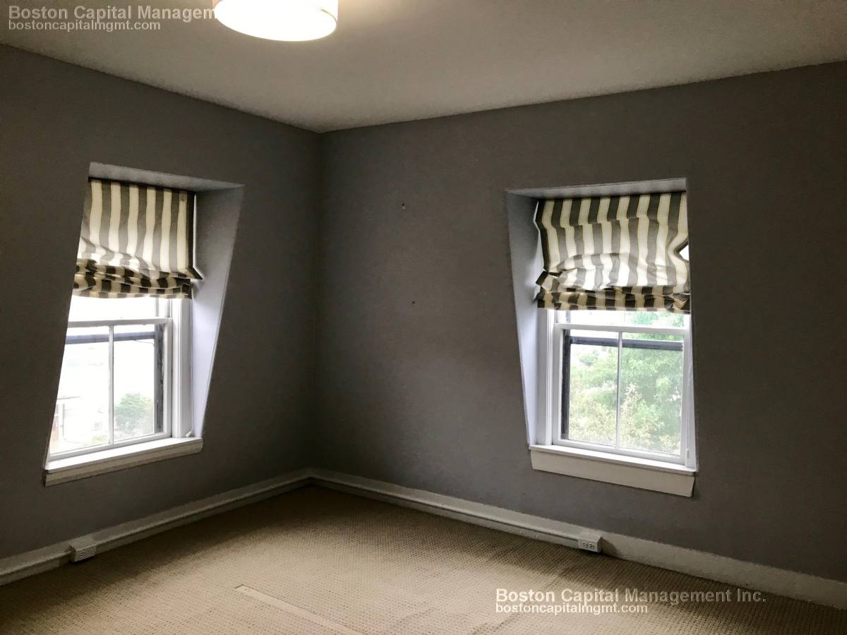 Apartment for rent at 674 Main St #2, Malden, MA 02148