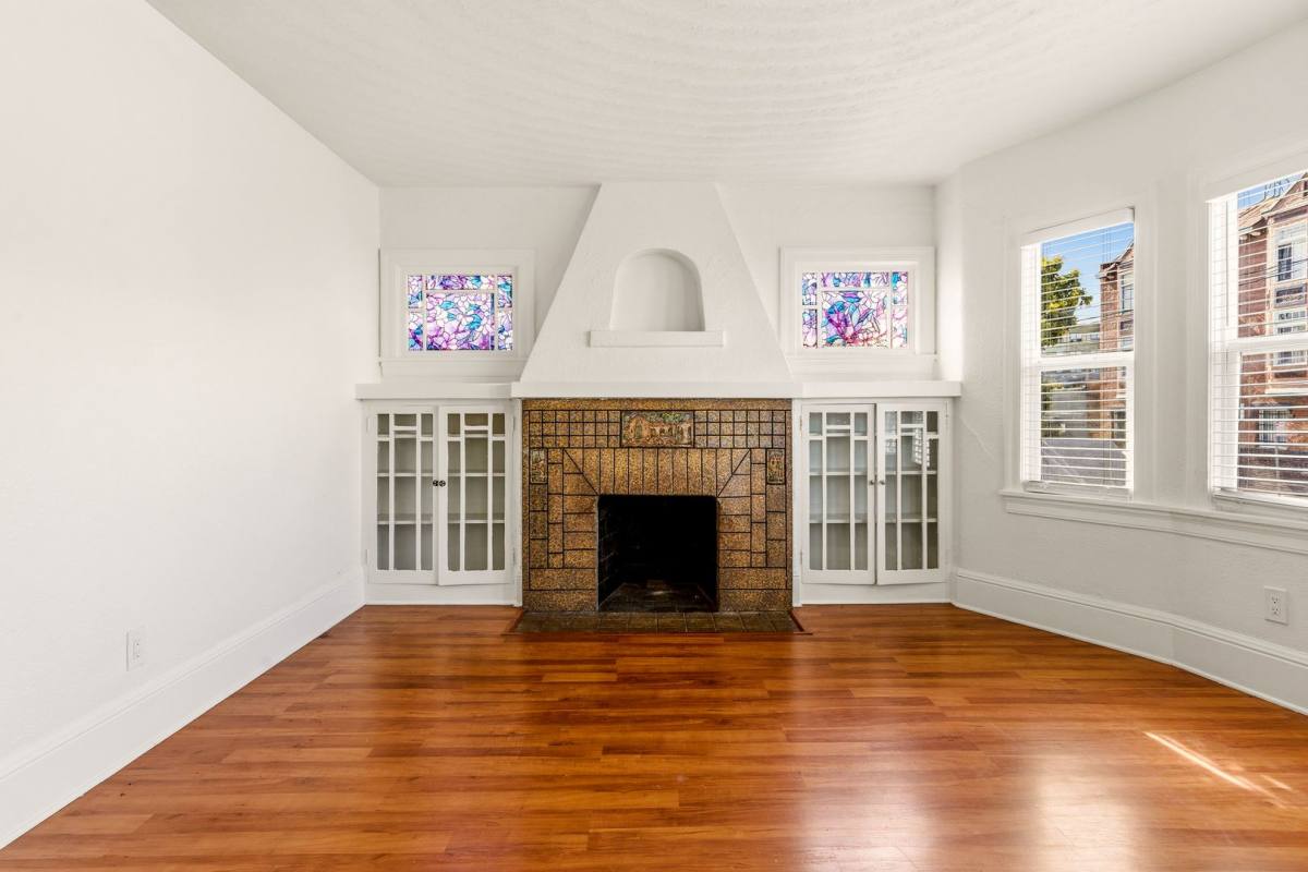 House for rent at 2600 E 20th St, Oakland, CA 94601
