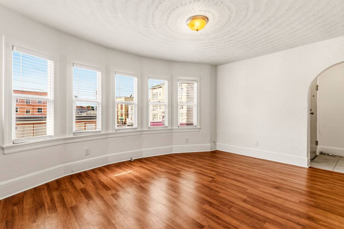 House for rent at 2600 E 20th St, Oakland, CA 94601
