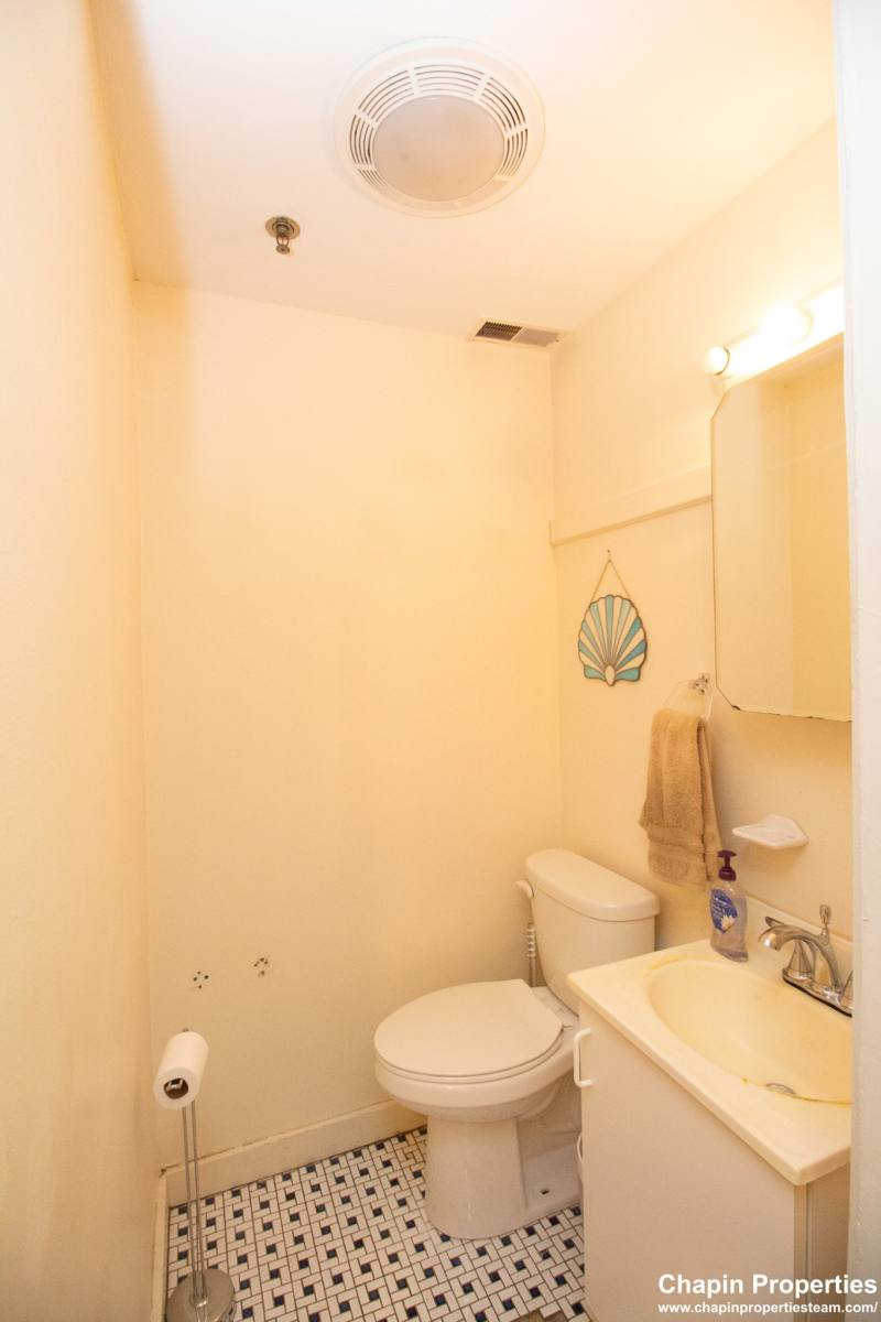 Apartment for rent at 209 Washington St #4, Brookline, MA 02445