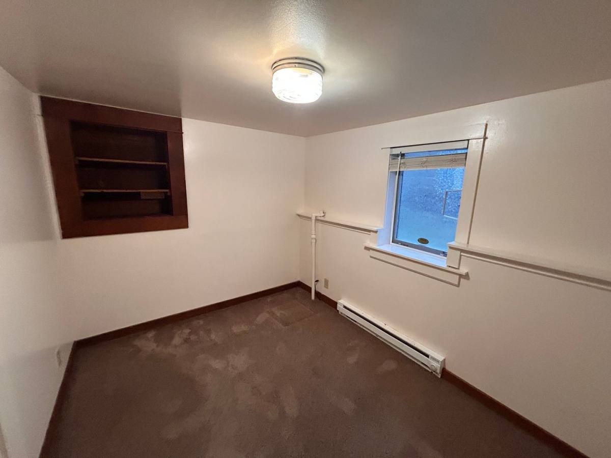 Apartment for rent at 1526 SW 18th Ave, Portland, OR 97201