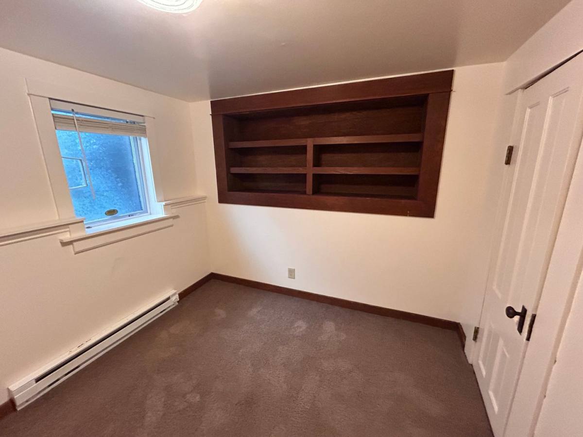 Apartment for rent at 1526 SW 18th Ave, Portland, OR 97201