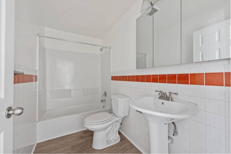 Apartment for rent at 6040-6042 Barton Ave #201, 202, Los Angeles, CA 90038