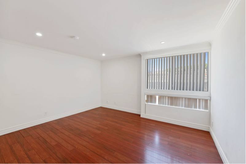 Apartment for rent at 6040-6042 Barton Ave #201, 202, Los Angeles, CA 90038