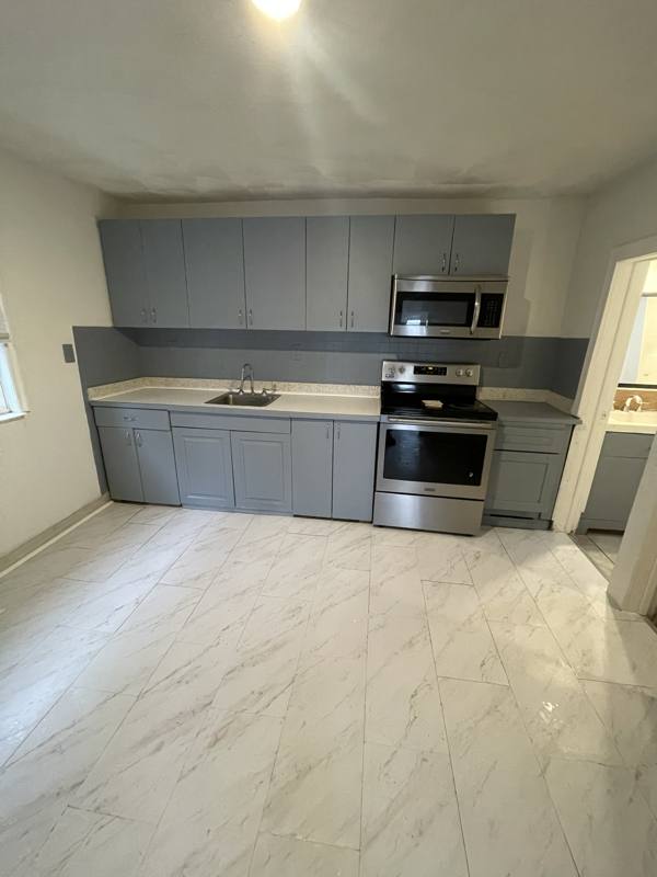 Apartment for rent at 742 Jay St, Utica, NY 13501