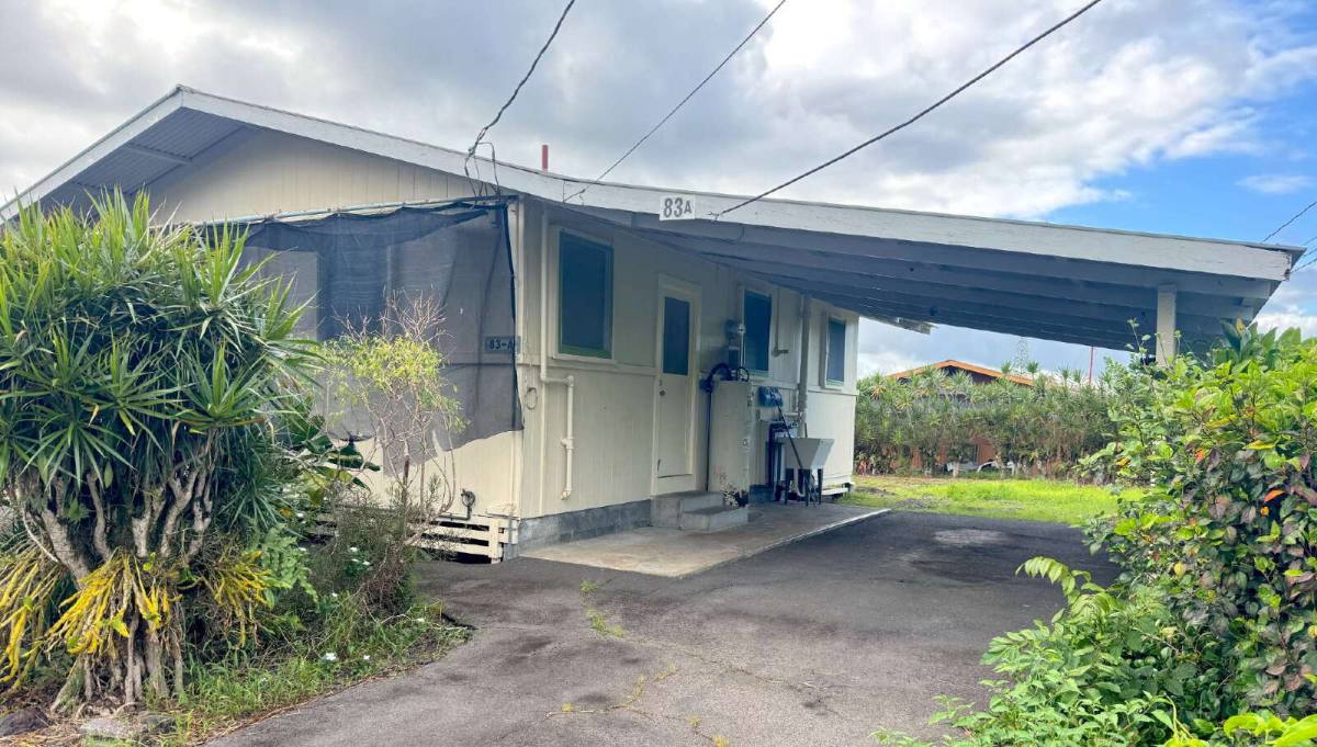 House for rent at 83A Lama St, Hilo, HI 96720