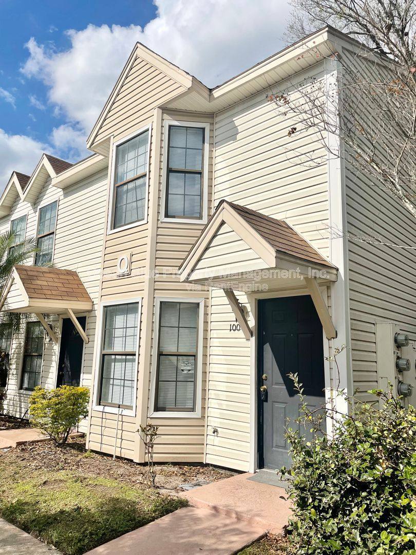 Condo for rent at 2302 S Maki Rd #100, Plant City, FL 33563