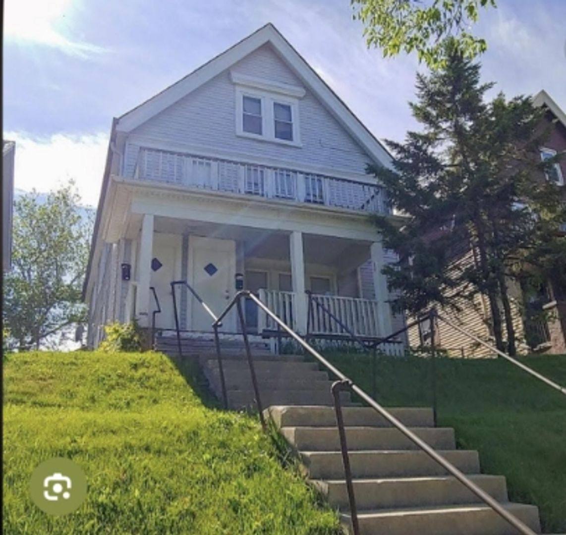 Apartment for rent at 1425 N 47th St #A, Milwaukee, WI 53208
