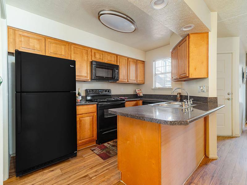 Apartment for rent at Oak Tree Park, 5800 Osuna Rd NE, Albuquerque, NM 87108