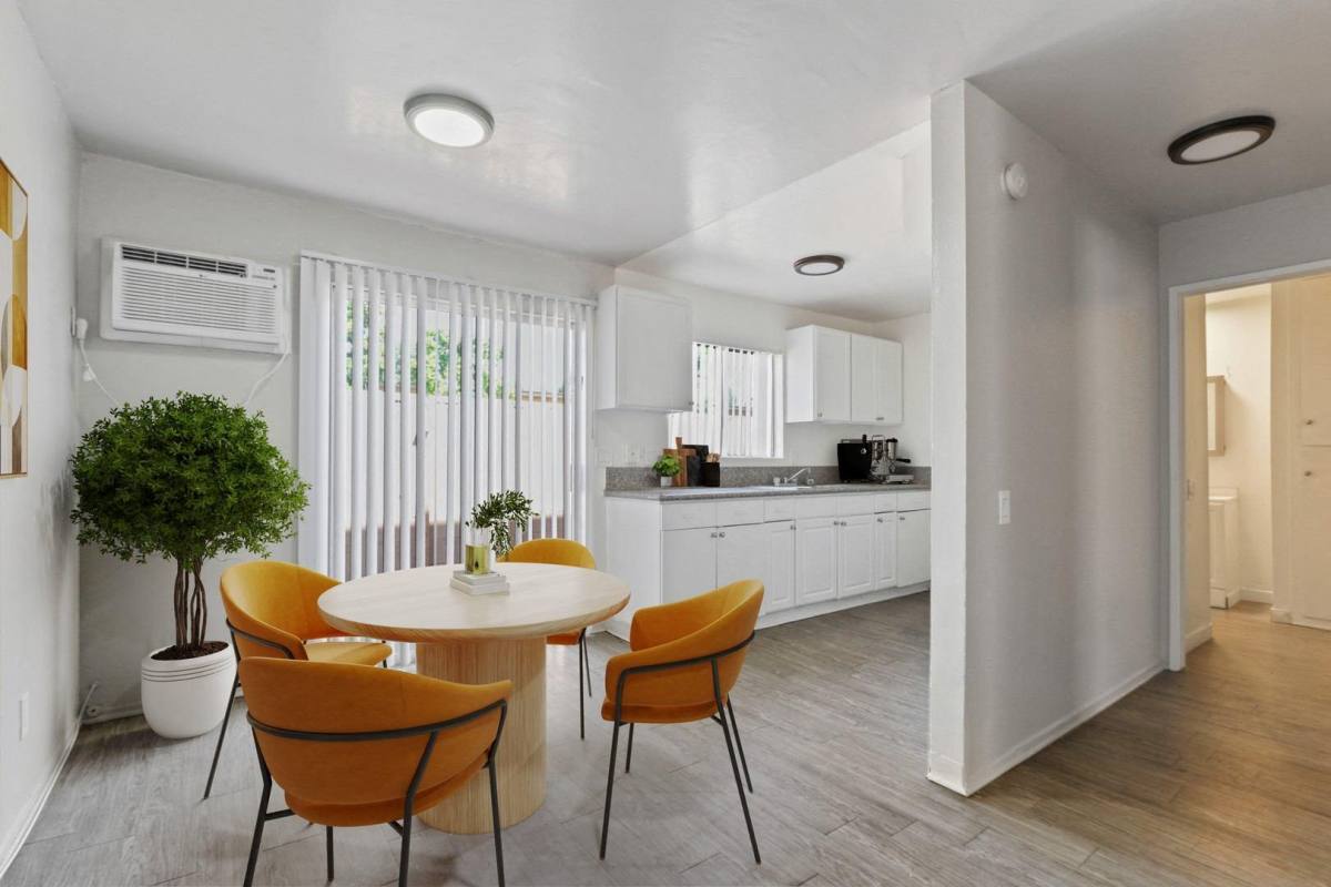 Apartment for rent at Carlyle Court Apartment Homes, 21217 Gault St #35, Canoga Park, CA 91303