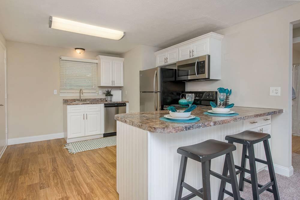 Apartment for rent at 649 Prospect St, Chicopee, MA 01020