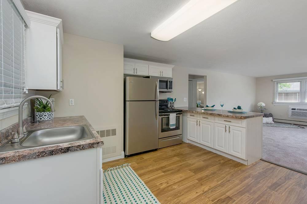 Apartment for rent at 649 Prospect St, Chicopee, MA 01020