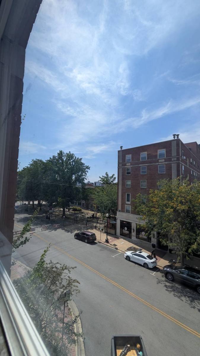 Apartment for rent at 128 N Broad St, Lancaster, OH 43130