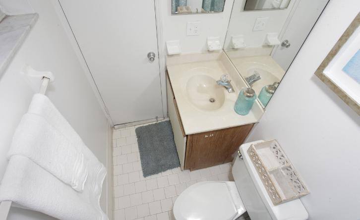 Apartment for rent at Green Tree, 5201 N Dixie Highway 09B2, Fort Lauderdale, FL 33334