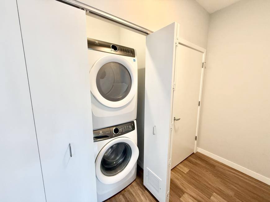 Apartment for rent at 1900 W Lawrence, Chicago, IL 60640