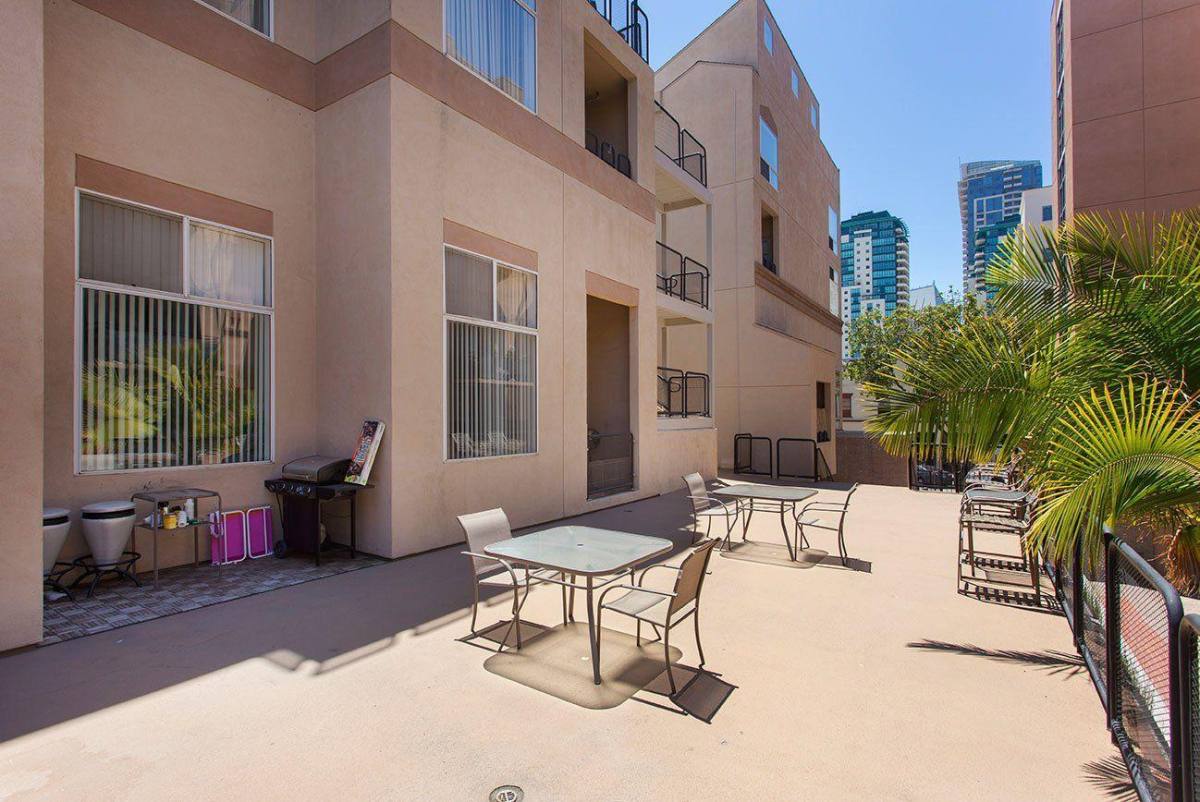 Apartment for rent at 302 Island Ave #432, San Diego, CA 92101