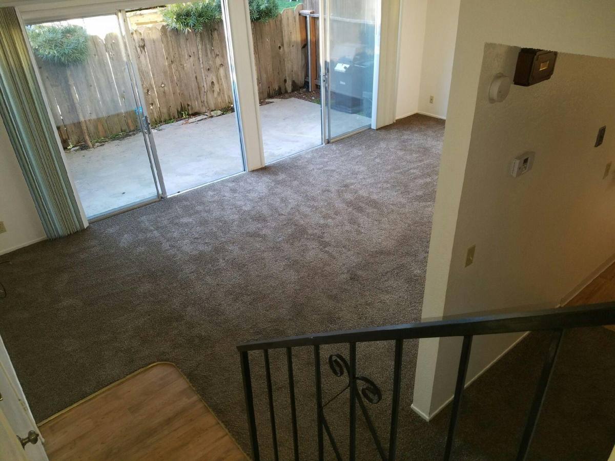 Townhouse for rent at 1078 Franklin Ave, Yuba City, CA 95991