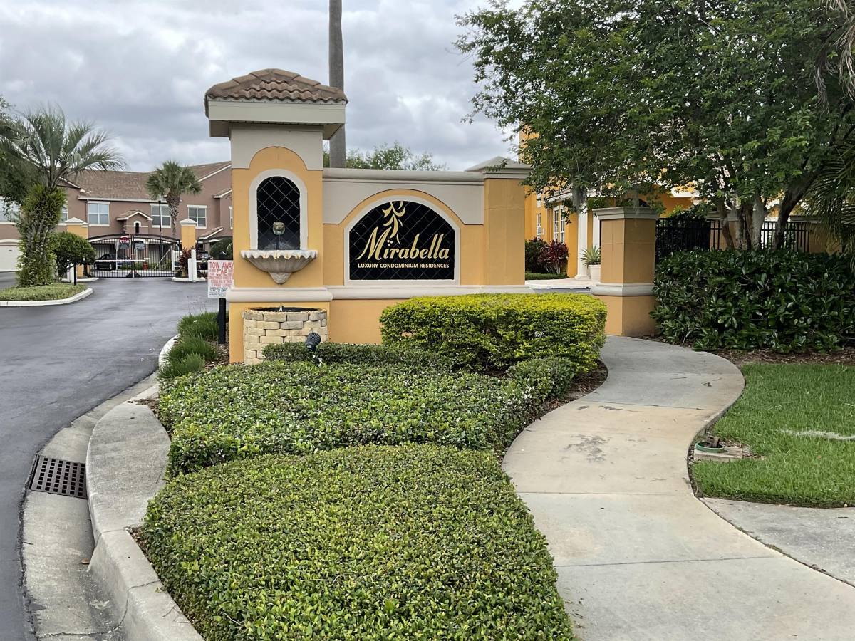 Apartment for rent at Mirabella Condominiums, 8813 Villa View Circle #1, Orlando, FL 32821