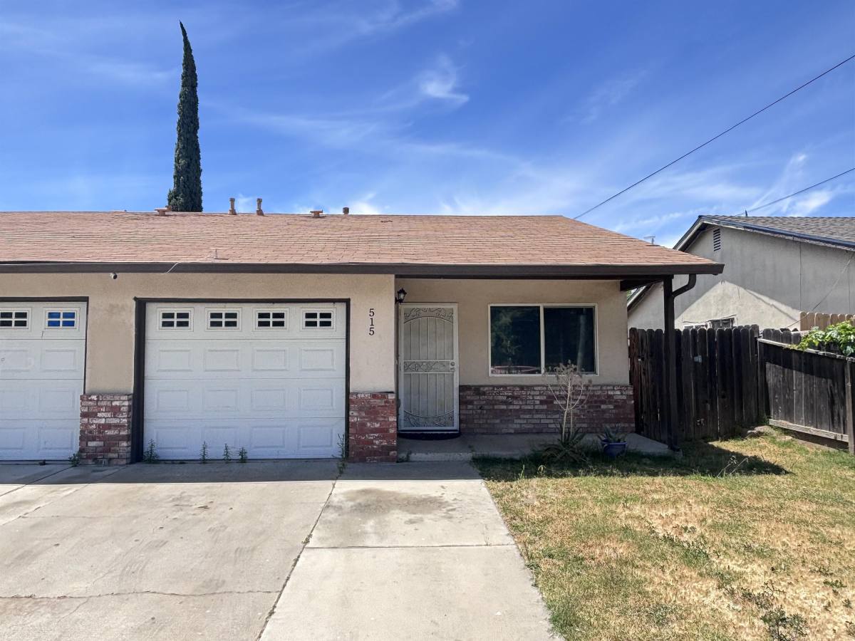 House for rent at Riverside North, 513 N Riverside Dr, Modesto, CA 95354