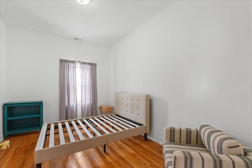 Apartment for rent at 1046 N Milwaukee Ave #3, Chicago, IL 60642