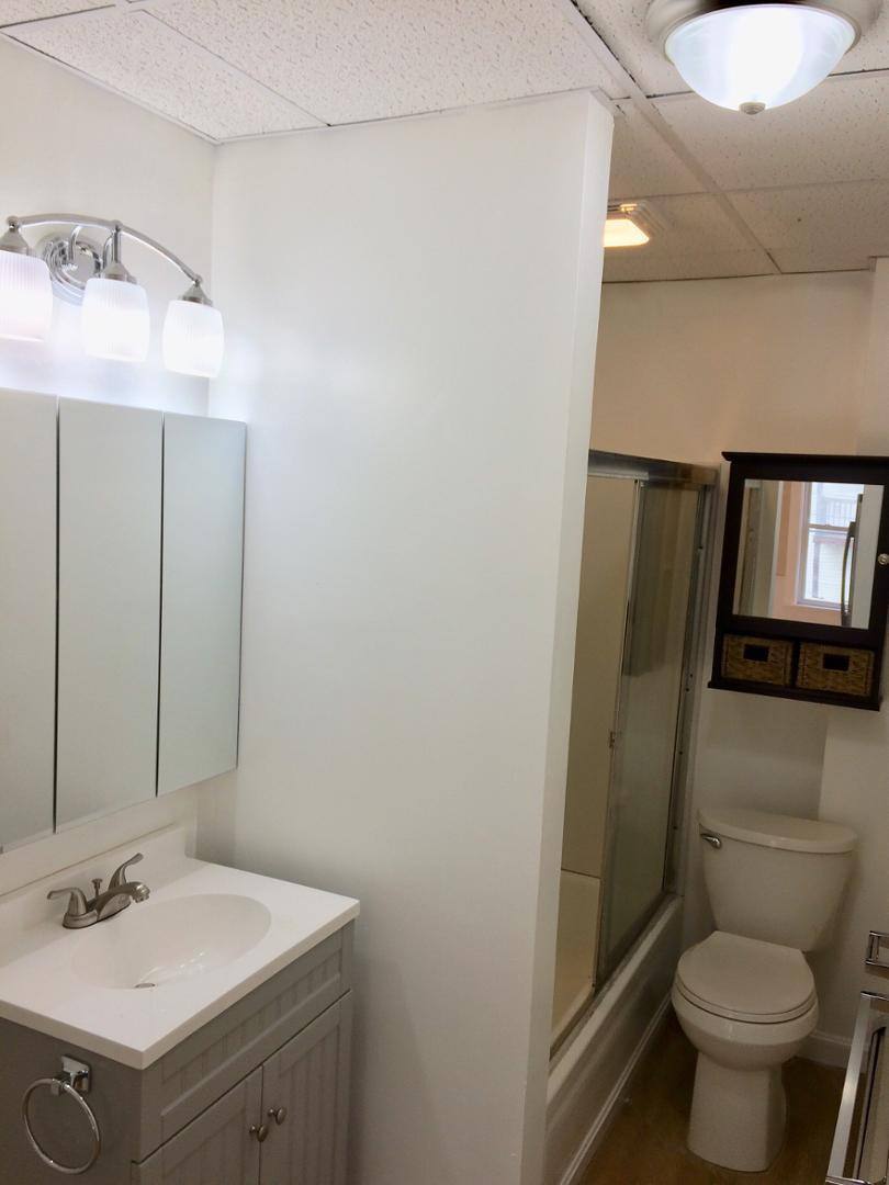 Apartment for rent at 98 Walnut St #2, Lewiston, ME 04240