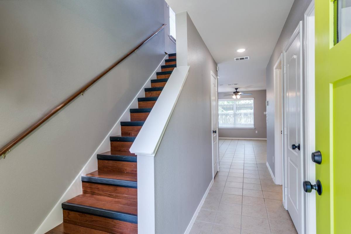 Townhouse for rent at Bluebonnet Place, 3127 Lubbock Ave, Fort Worth, TX 76109