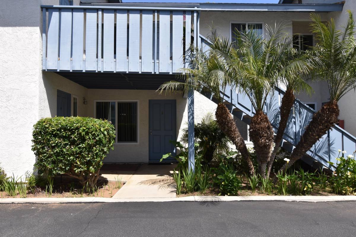 Apartment for rent at 255 Tamarack Avenue, 253 Tamarack Ave #255-B, Carlsbad, CA 92008