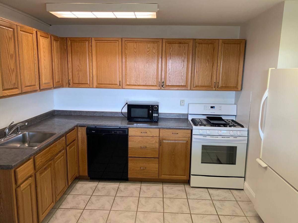 Condo for rent at 1401 Pennsylvania Ave #914, Wilmington, DE 19806