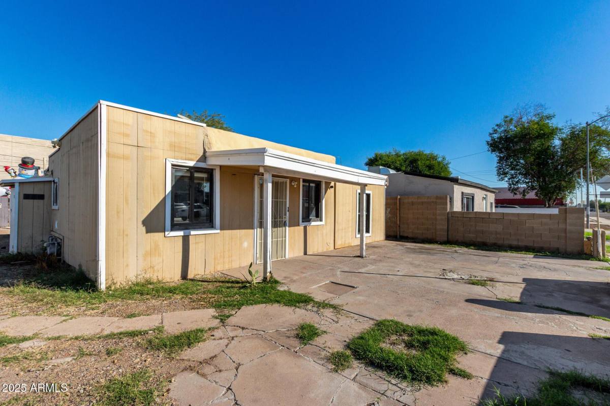House for rent at 1920 W Tonto St #1, Phoenix, AZ 85009