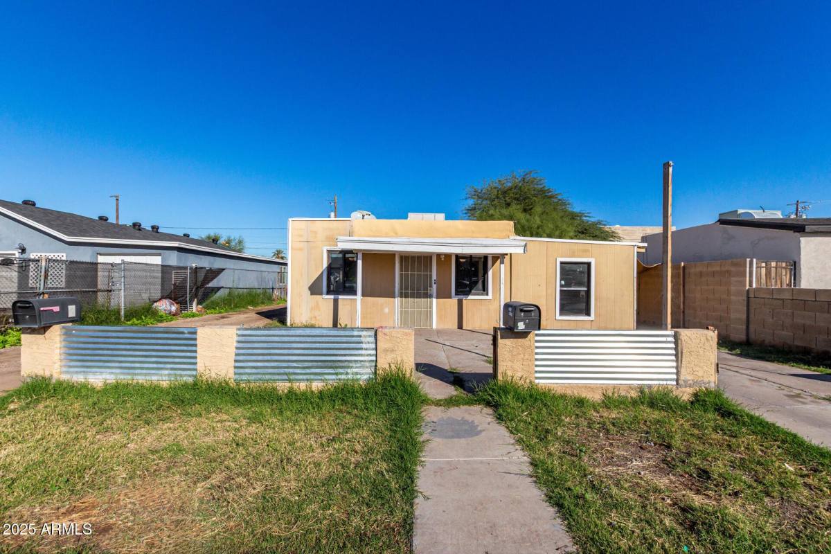 House for rent at 1920 W Tonto St #1, Phoenix, AZ 85009