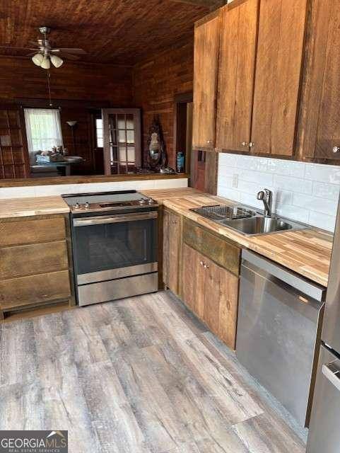 House for rent at 80 Bell St, Hiawassee, GA 30546