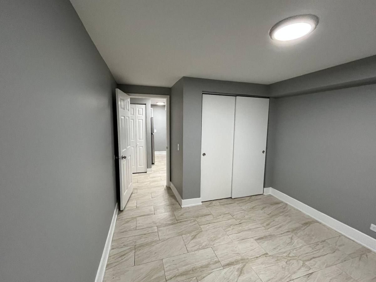 Apartment for rent at 821 E 46th St #10, Chicago, IL 60653