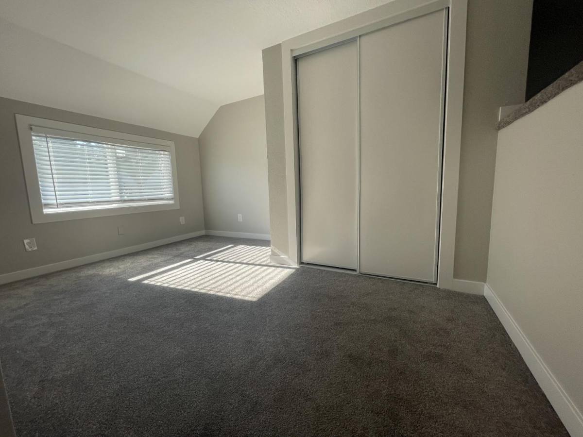 Apartment for rent at 5009 NE Hazel Dell Ave #10, Vancouver, WA 98663