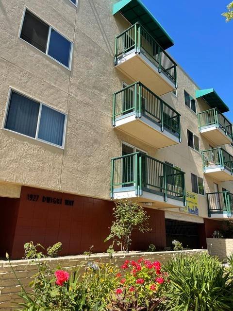 Apartment for rent at 1927 Dwight Way #304, Berkeley, CA 94704
