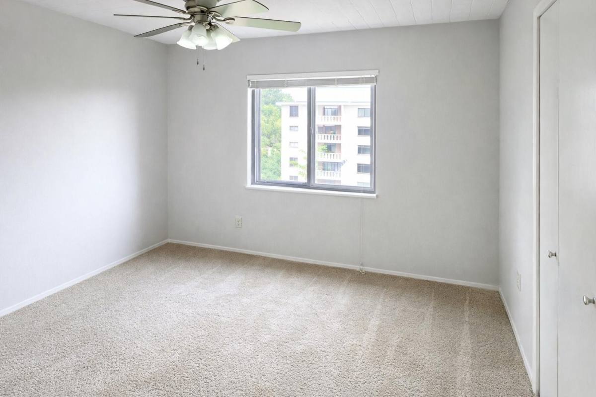 Apartment for rent at Wellington Square, 3910-3950 Old William Penn Highway, Pittsburgh, PA 15235