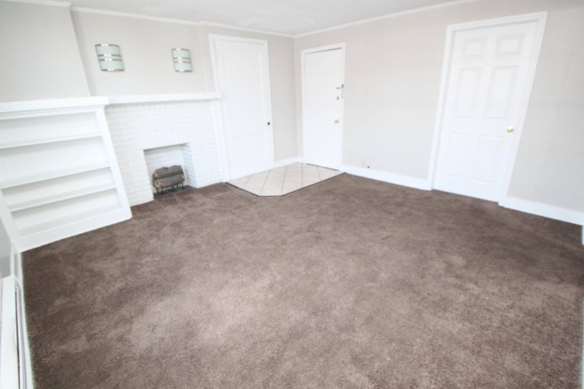 Apartment for rent at 5536 Kamin St, Pittsburgh, PA 15217